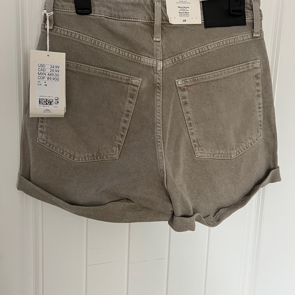 H&M Tan Jean Shorts Classic High-Waisted Style